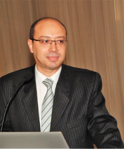 أستاذ دكتور علاج الاورام جامعة الاسكندرية